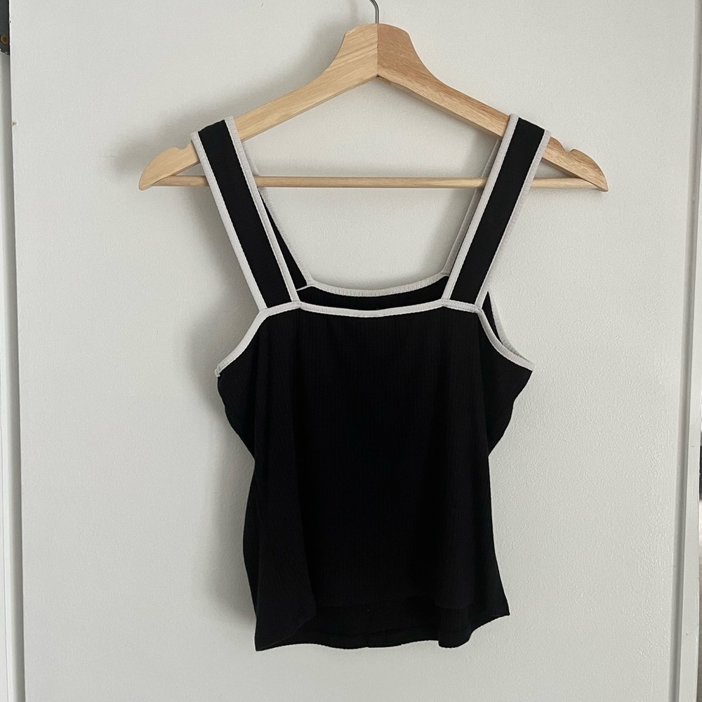 A New Day Black Tank Crop Top Button Ribbed Womens size small - Picture 4 of 4